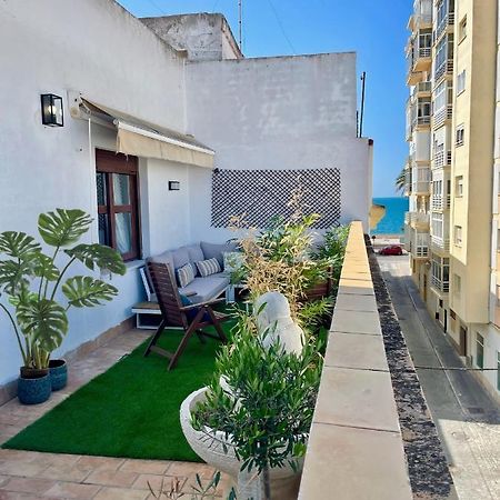 Gatu Premium Atico Caleta , Preferente Mayores De 25 Anos Y Familias Cadiz Ngoại thất bức ảnh