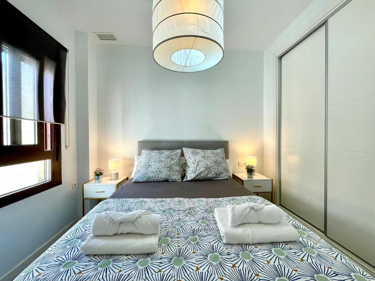 Gatu Premium Atico Caleta , Preferente Mayores De 25 Anos Y Familias Cadiz Ngoại thất bức ảnh