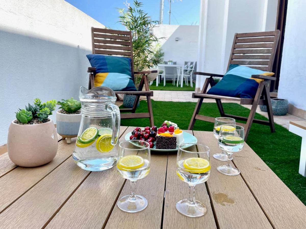 Gatu Premium Atico Caleta , Preferente Mayores De 25 Anos Y Familias Cadiz Ngoại thất bức ảnh