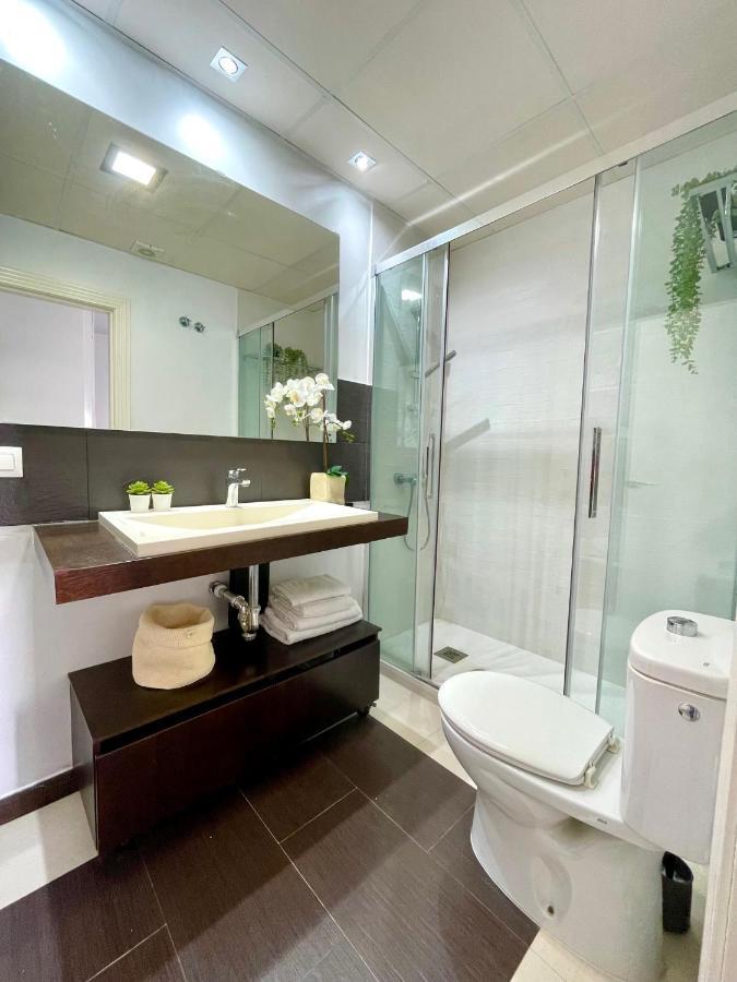 Gatu Premium Atico Caleta , Preferente Mayores De 25 Anos Y Familias Cadiz Ngoại thất bức ảnh