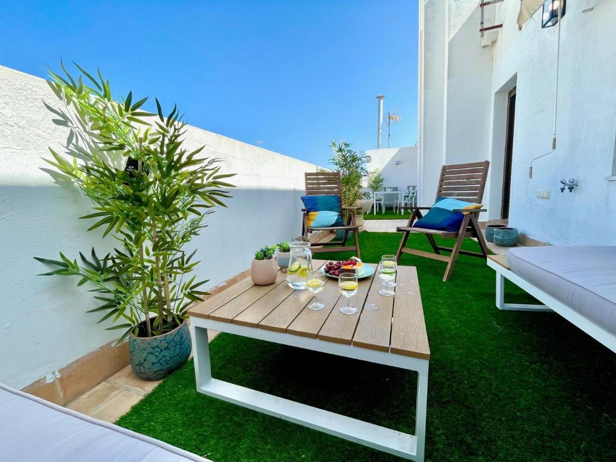 Gatu Premium Atico Caleta , Preferente Mayores De 25 Anos Y Familias Cadiz Ngoại thất bức ảnh